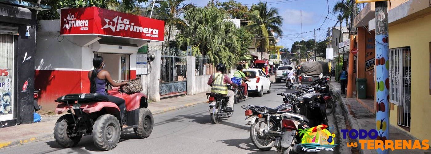 Centro del pueblo que ver hacer visitar donde ir recorrer sus calles lugares interes sitios tiendas empresas companias locales comercios cerca de mi todo las terrenas samana (01)